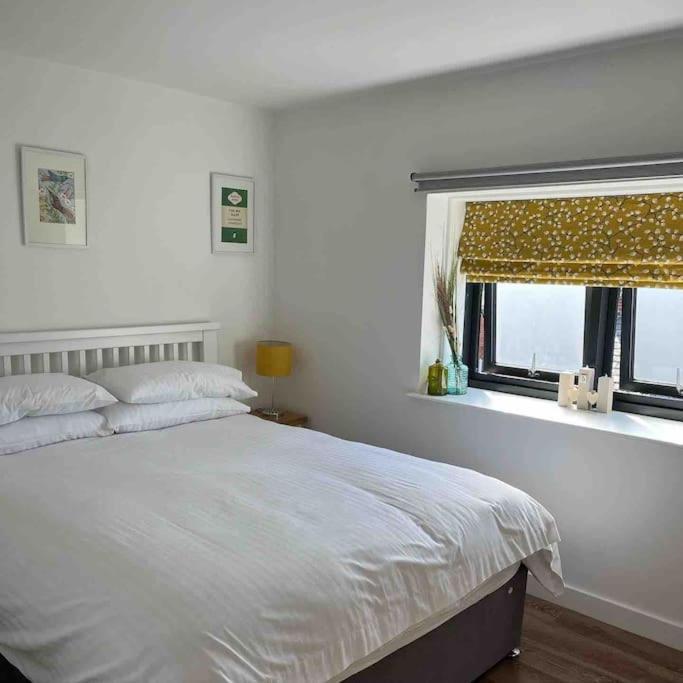 No5 At 53 - 2 Bed Apartment In Leek, Staffs Peak District Exterior photo